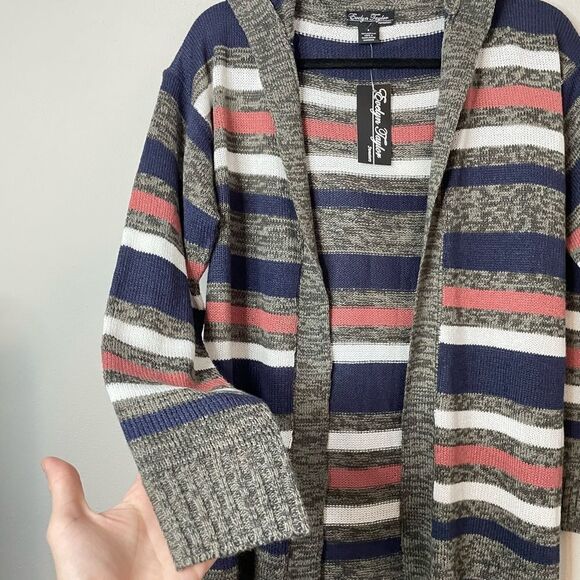 Evelyn Taylor Striped Hooded maxi Cardigan Sweater - Picture 5 of 13